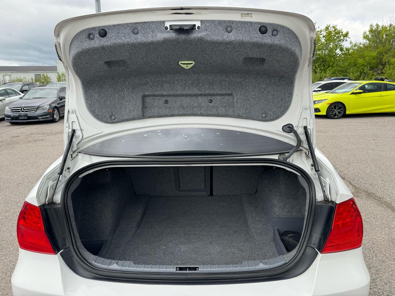 2011 BMW 3 Series 328i xDrive Executive Edition - Photo #18