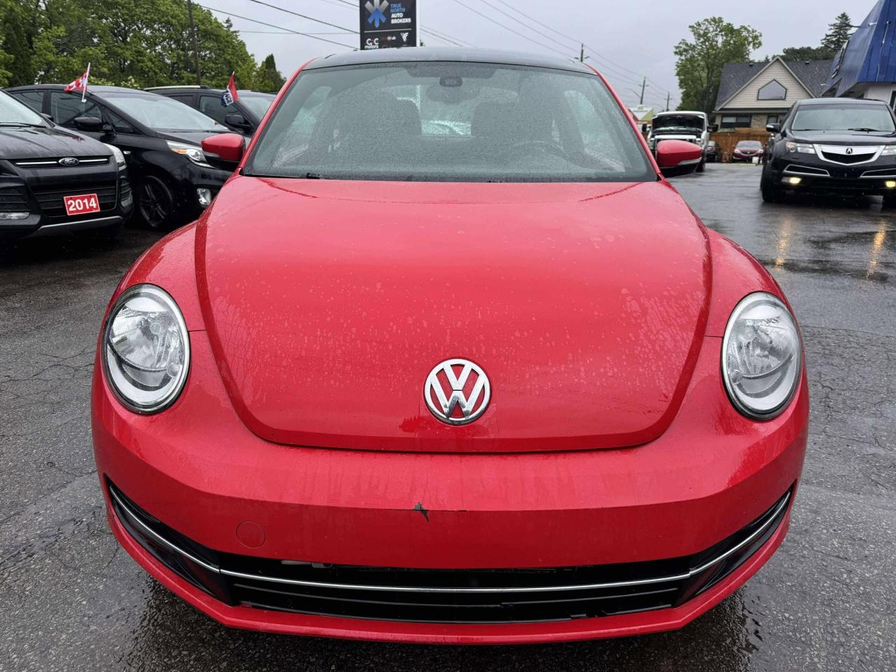 2015 Volkswagen Beetle Trendline - Photo #2