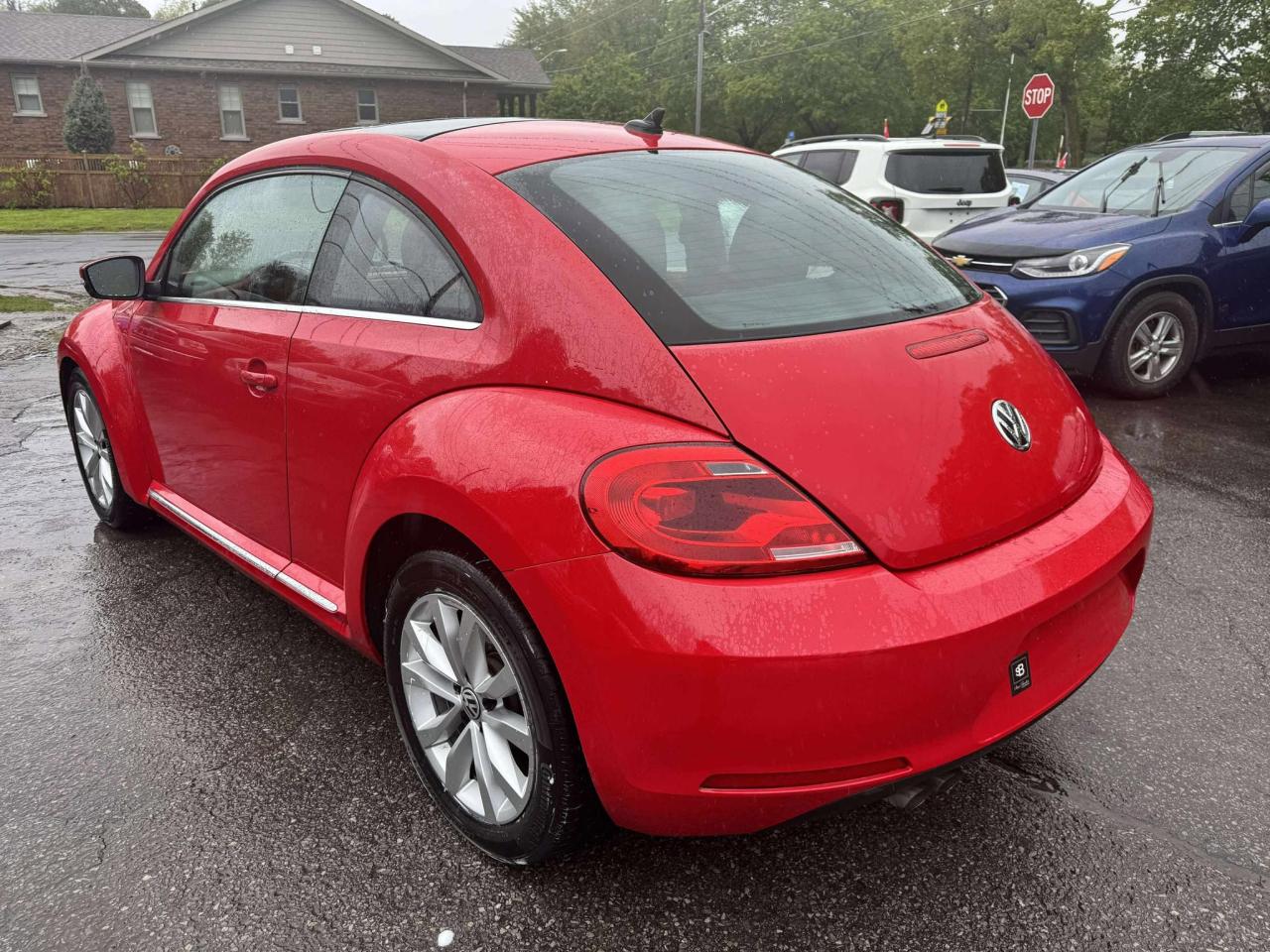 2015 Volkswagen Beetle Trendline - Photo #8
