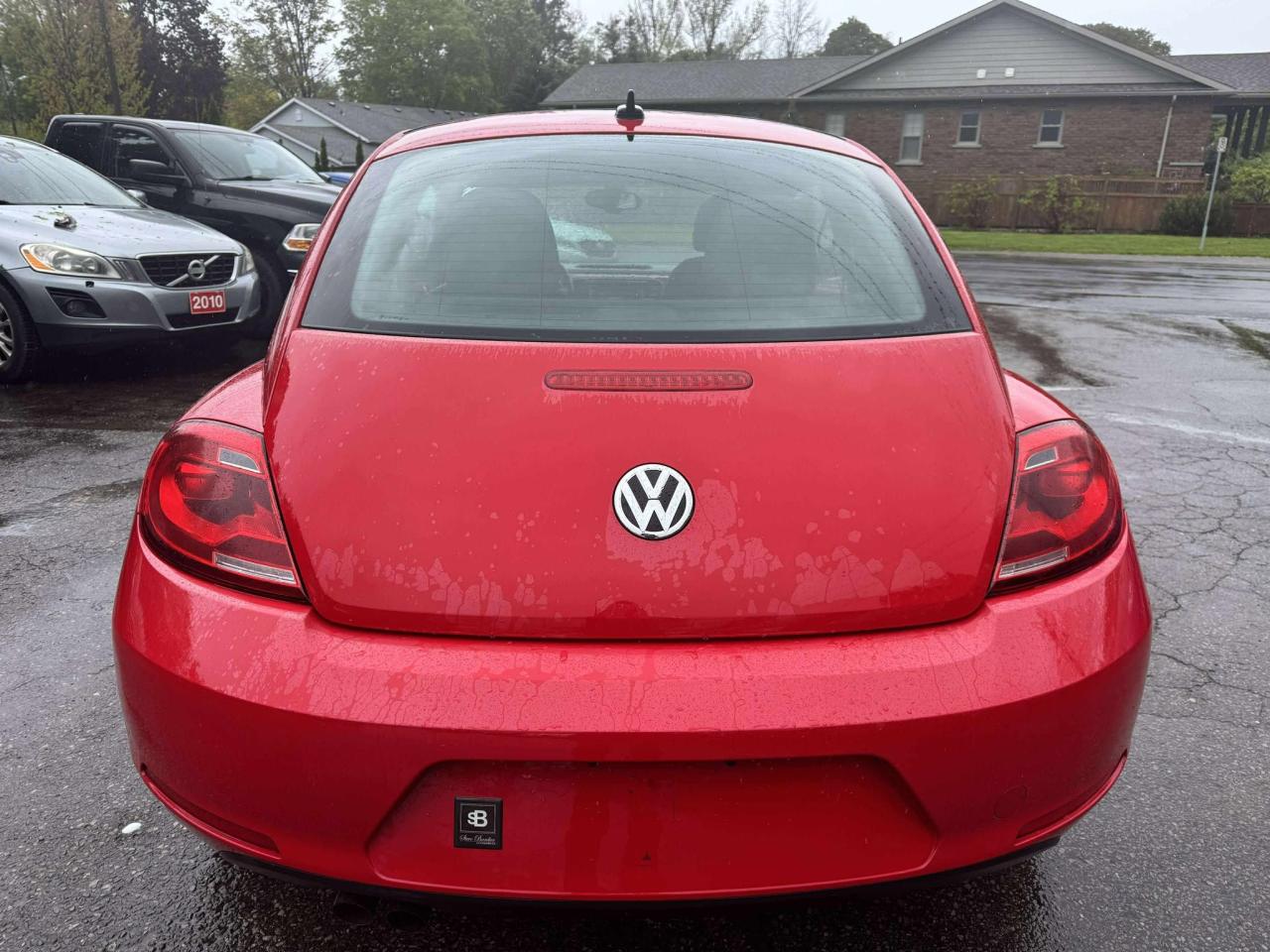 2015 Volkswagen Beetle Trendline - Photo #6