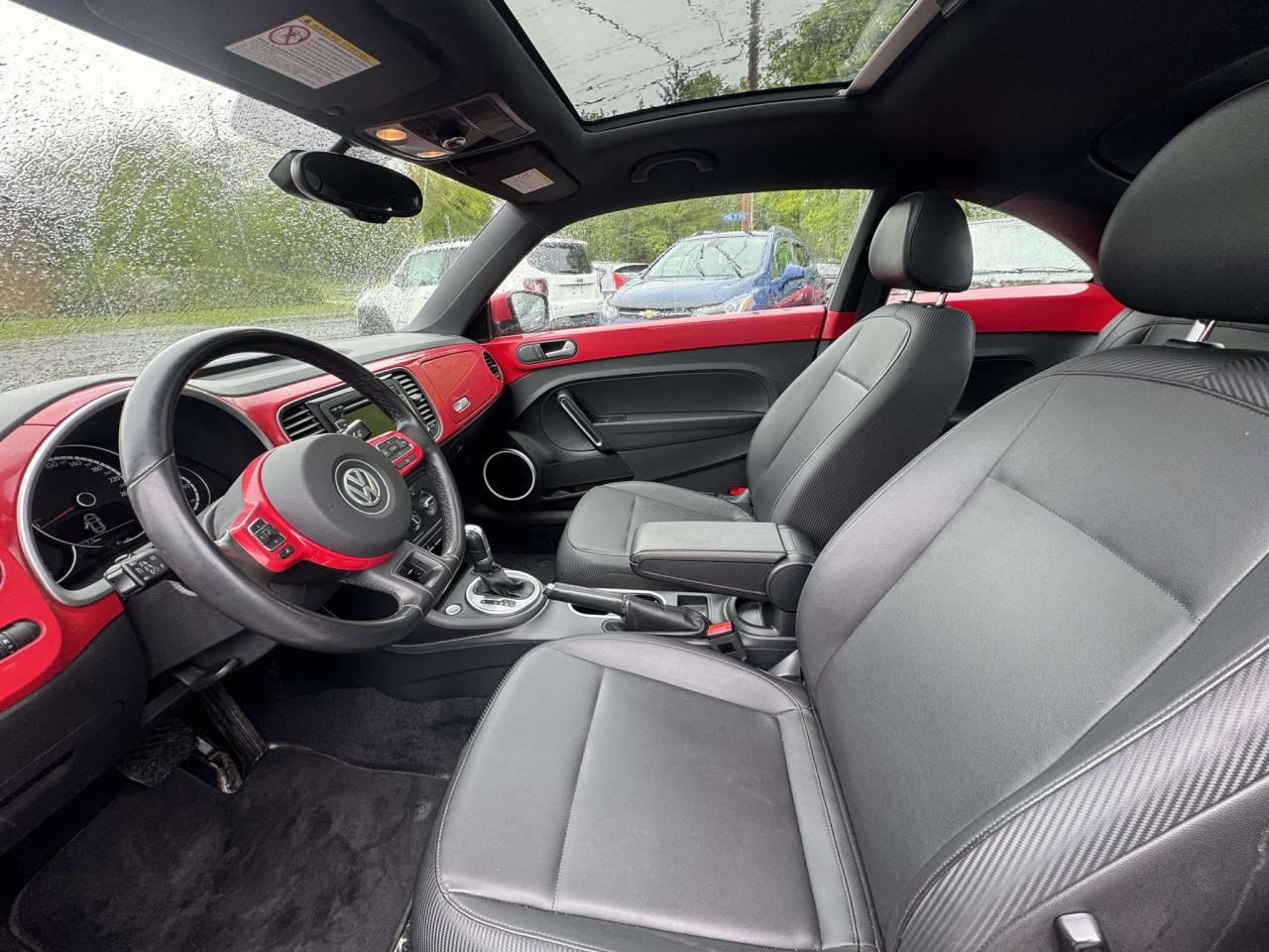2015 Volkswagen Beetle Trendline - Photo #15