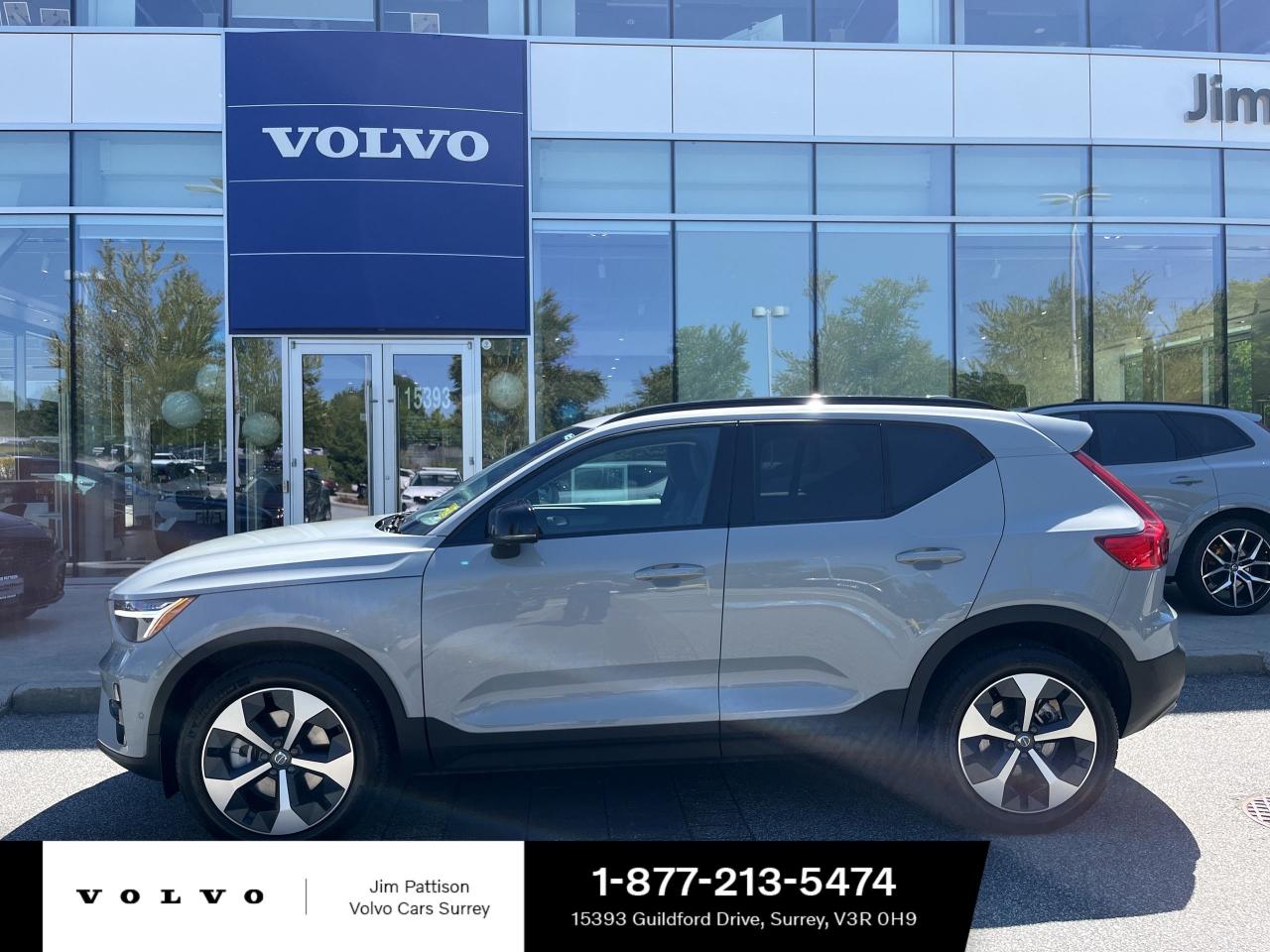 Used 2025 Volvo XC40 B5 AWD Plus Dark Theme for sale in Surrey, BC
