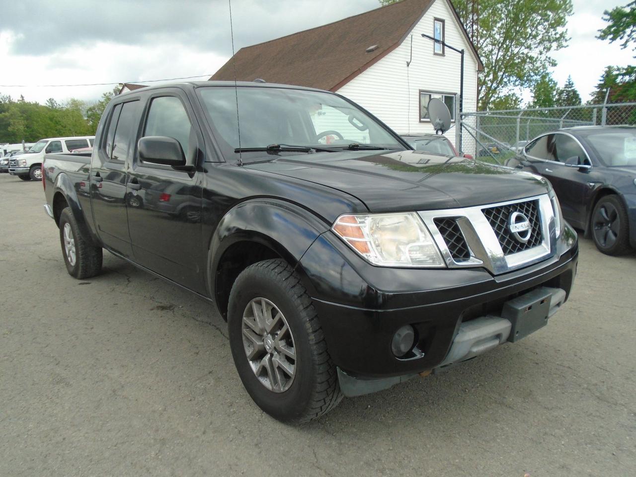 2015 Nissan Frontier 4WD Crew CAB LWB Auto SV - Photo #4