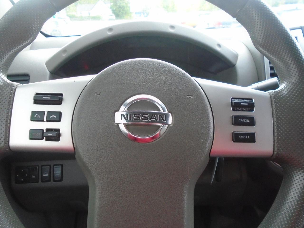 2015 Nissan Frontier 4WD Crew CAB LWB Auto SV - Photo #13