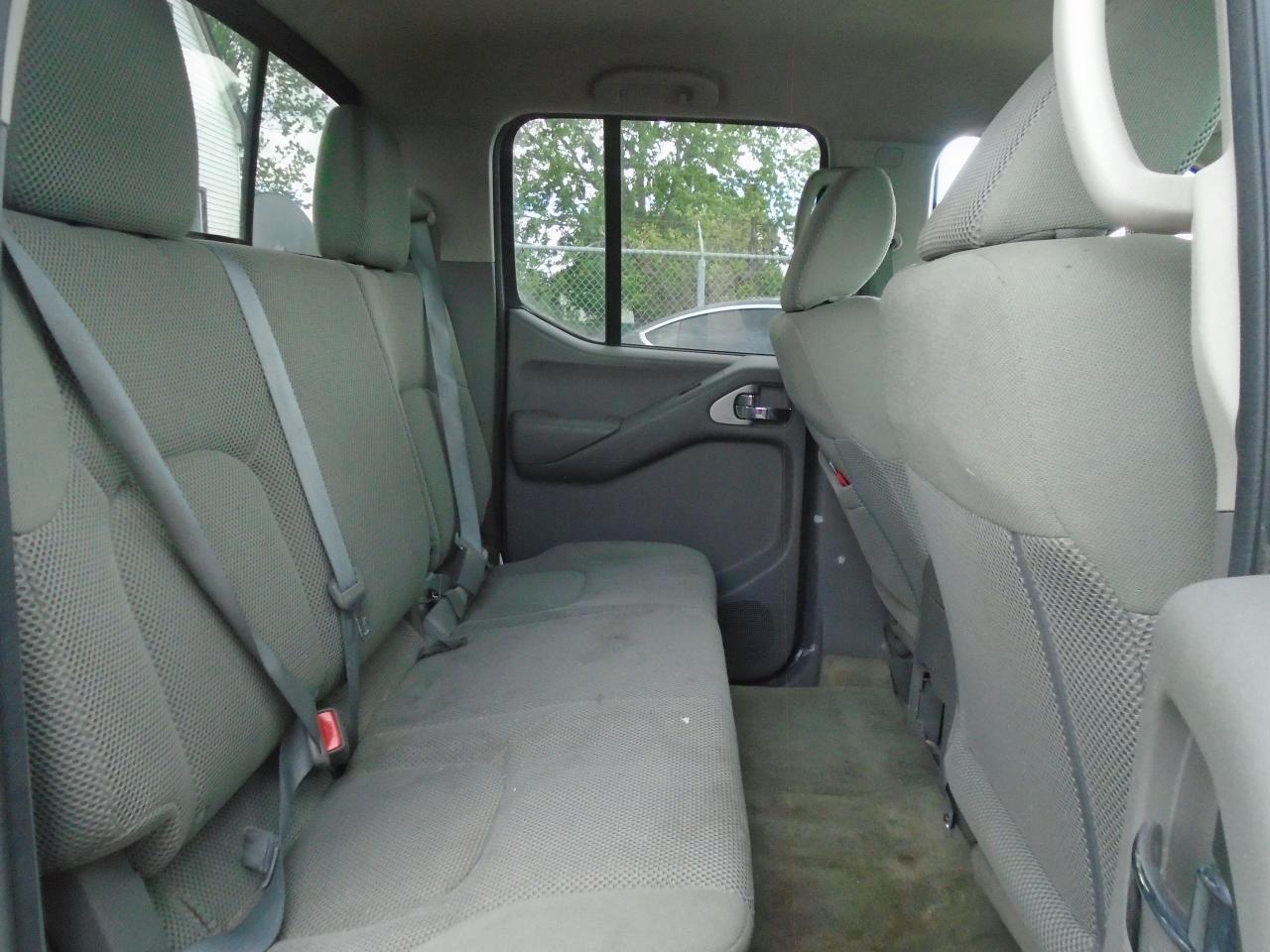 2015 Nissan Frontier 4WD Crew CAB LWB Auto SV - Photo #21