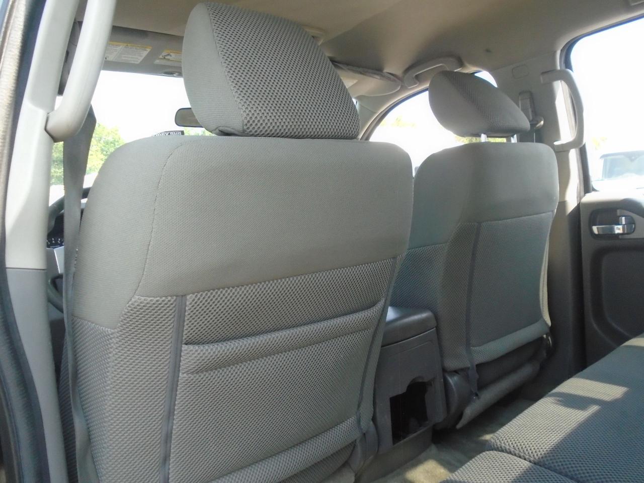 2015 Nissan Frontier 4WD Crew CAB LWB Auto SV - Photo #20