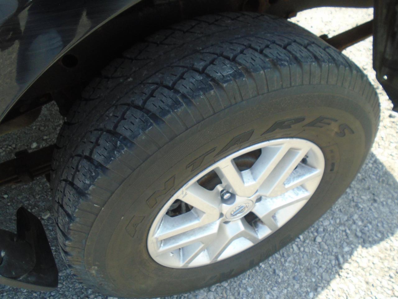 2015 Nissan Frontier 4WD Crew CAB LWB Auto SV - Photo #28