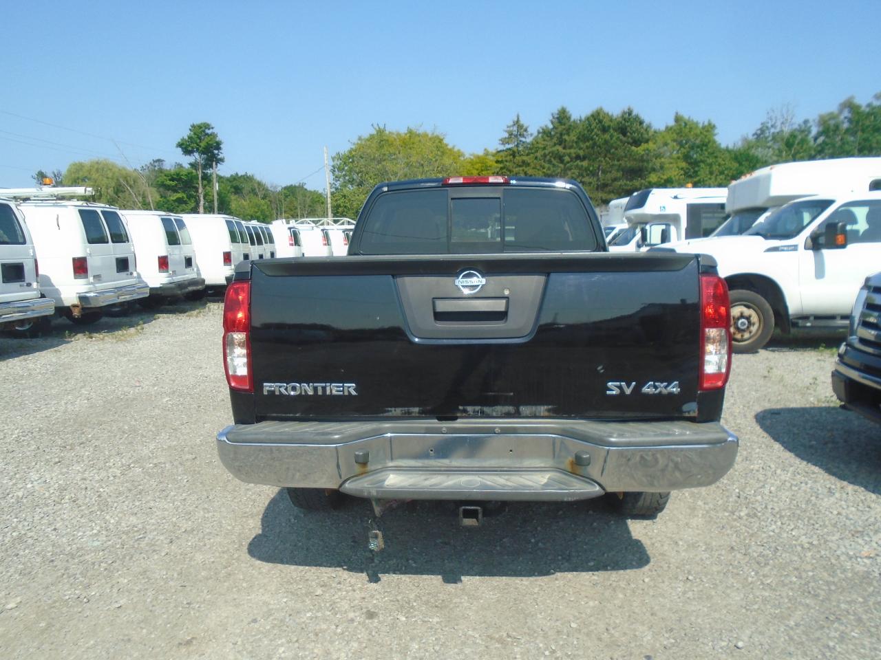 2015 Nissan Frontier 4WD Crew CAB LWB Auto SV - Photo #7