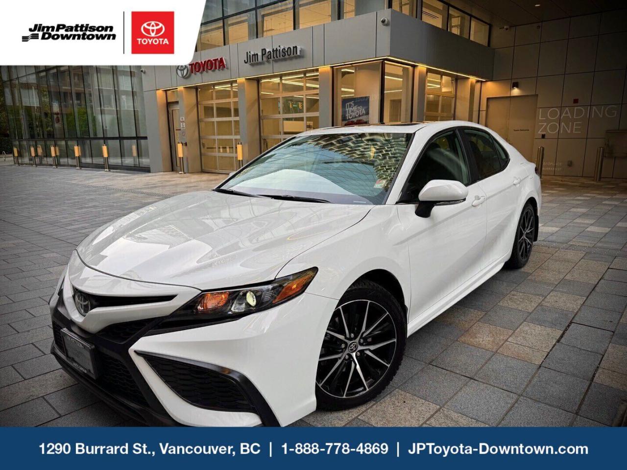 Used 2021 Toyota Camry SE Upgrade AWD / LOCAL / 1 OWNER for sale in Vancouver, BC