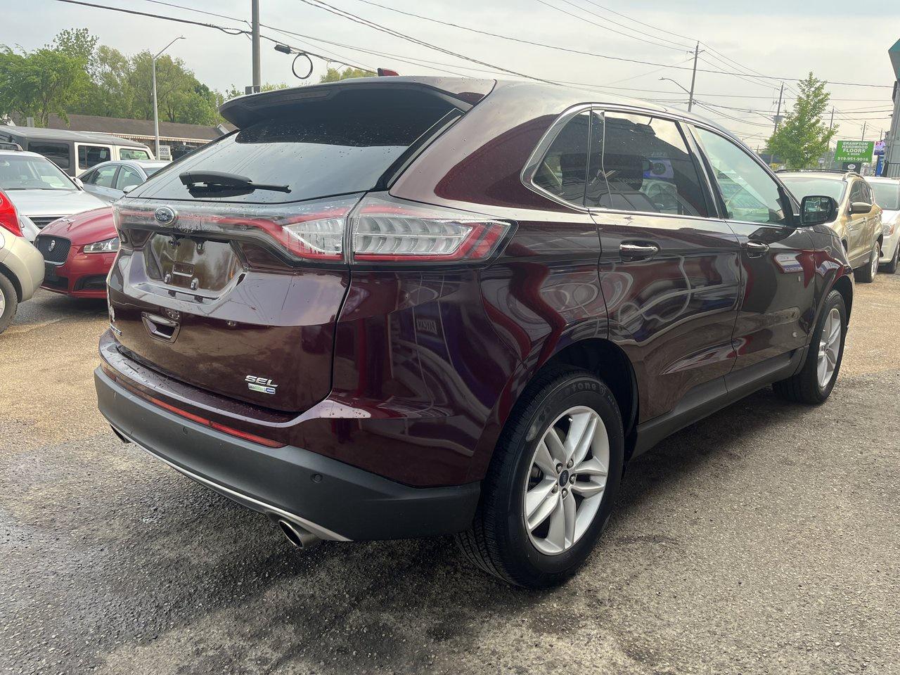 2018 Ford Edge SEL Photo