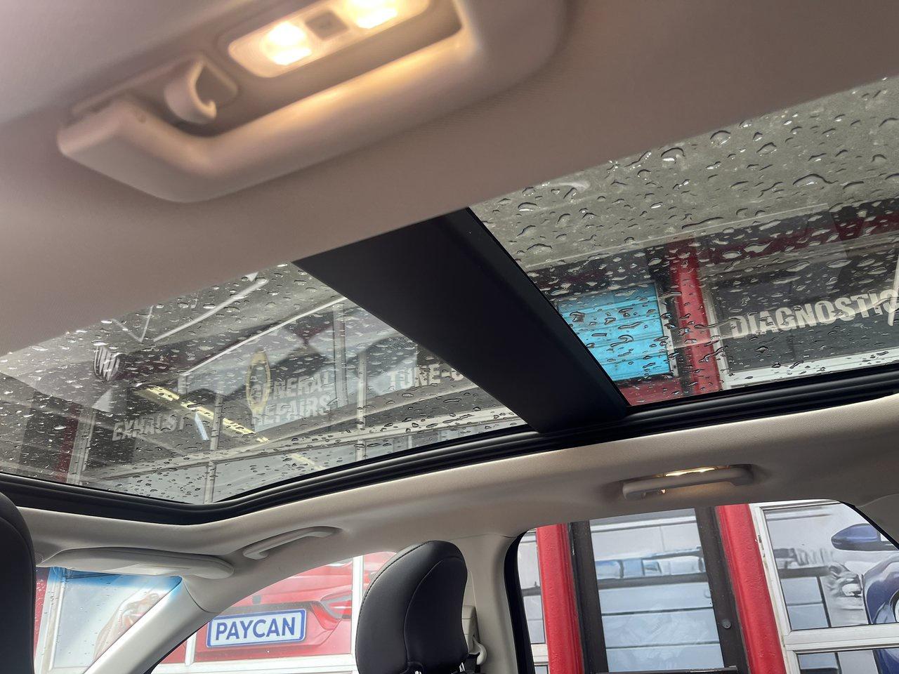 2018 Ford Edge SEL Photo