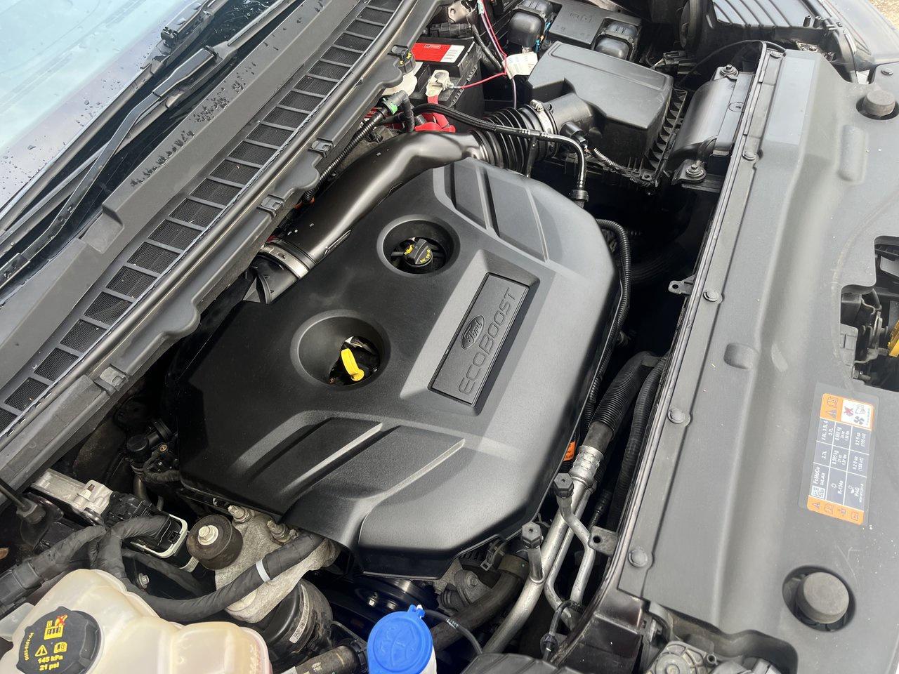 2018 Ford Edge SEL Photo