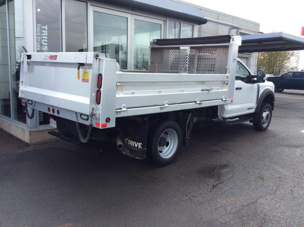 2023 Ford F-550 XL Photo