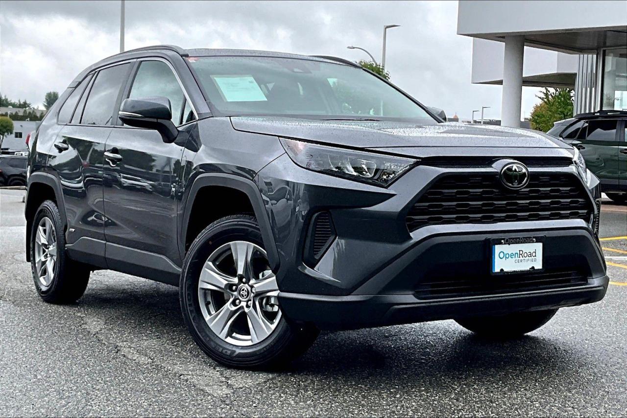 Used 2025 Toyota RAV4 Hybrid LE AWD for sale in Abbotsford, BC