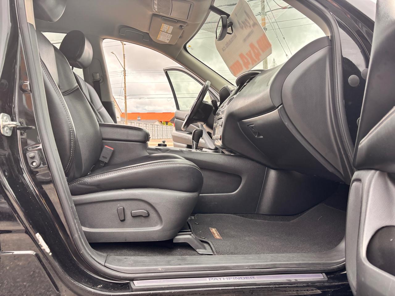 2017 Nissan Pathfinder Warranty Available! Fully Financeable!