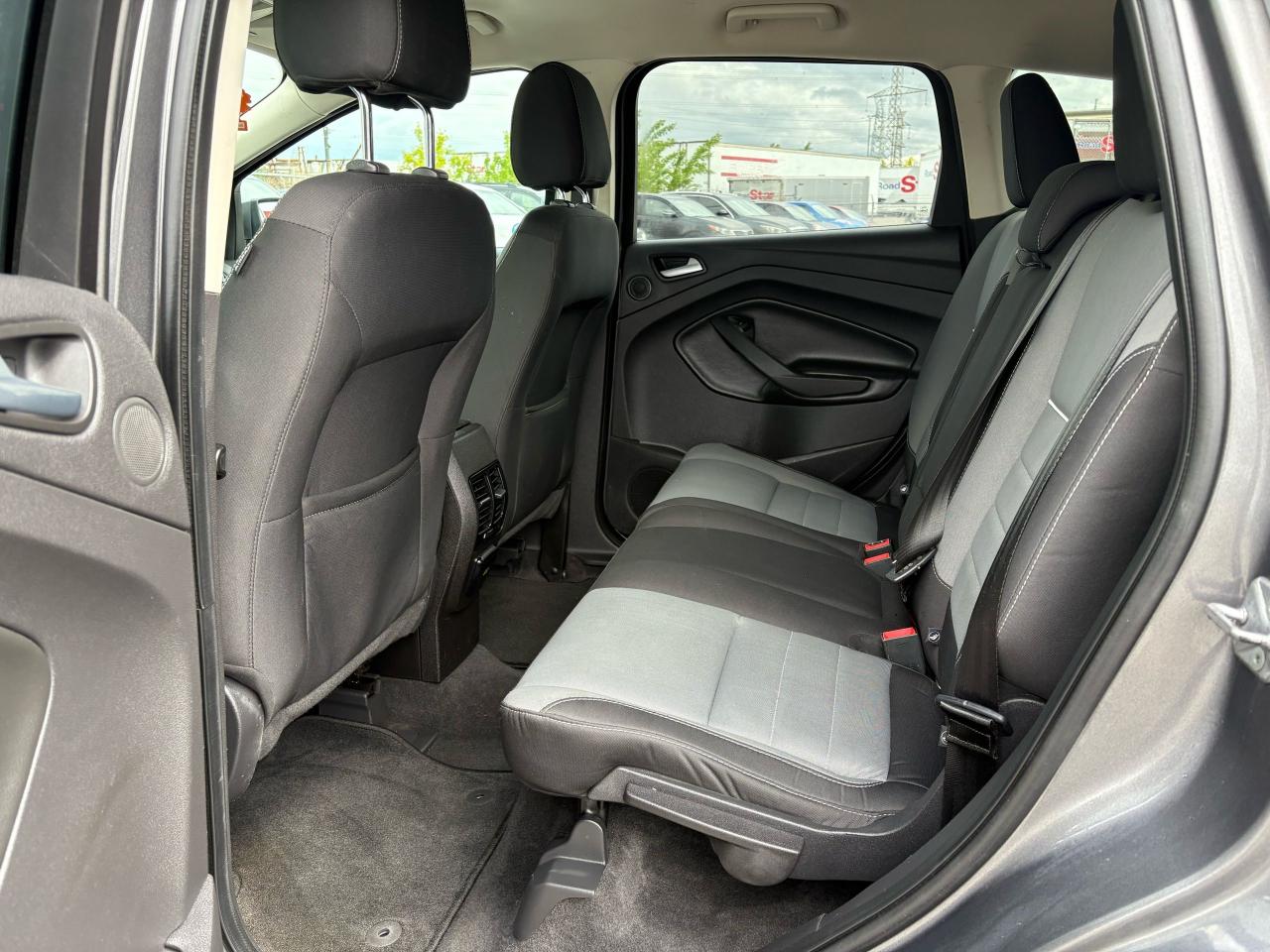 2014 Ford Escape SE - Photo #9