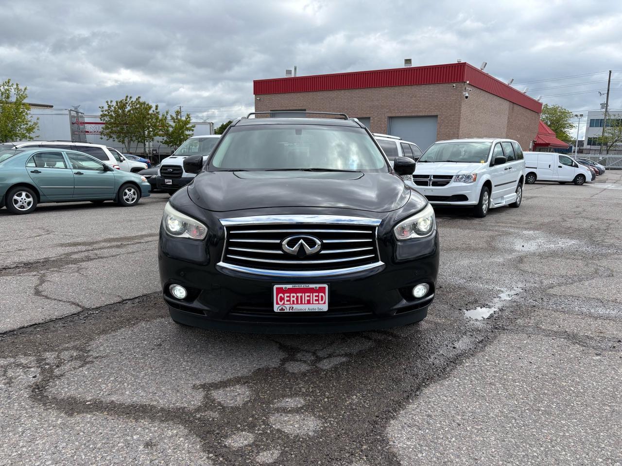 2013 Infiniti JX35 Sunroof/Alloys/Nav - Photo #2