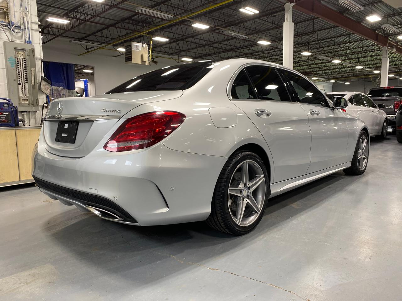 2017 Mercedes-Benz C-Class C300 - Photo #5