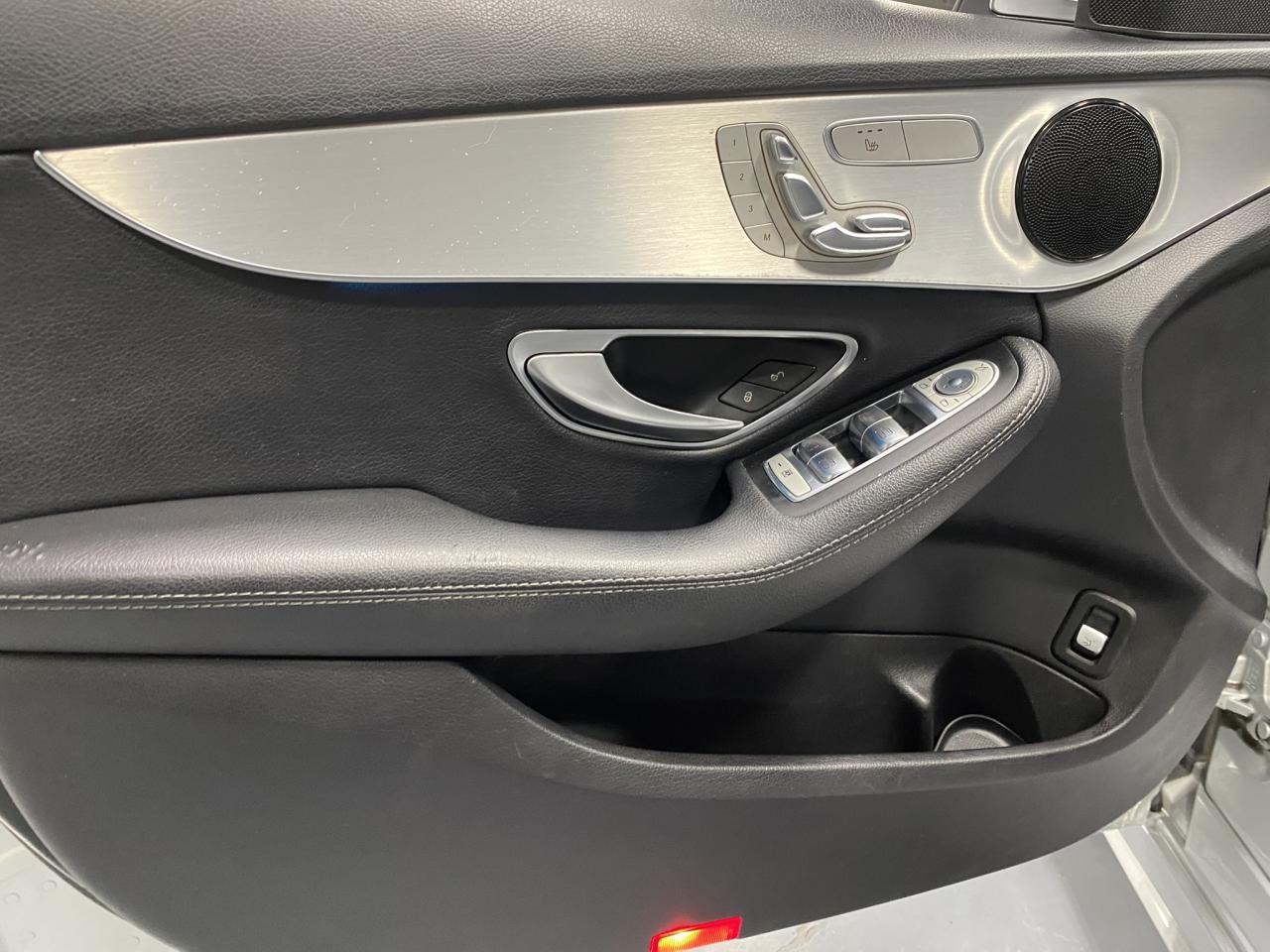 2017 Mercedes-Benz C-Class C300 - Photo #10
