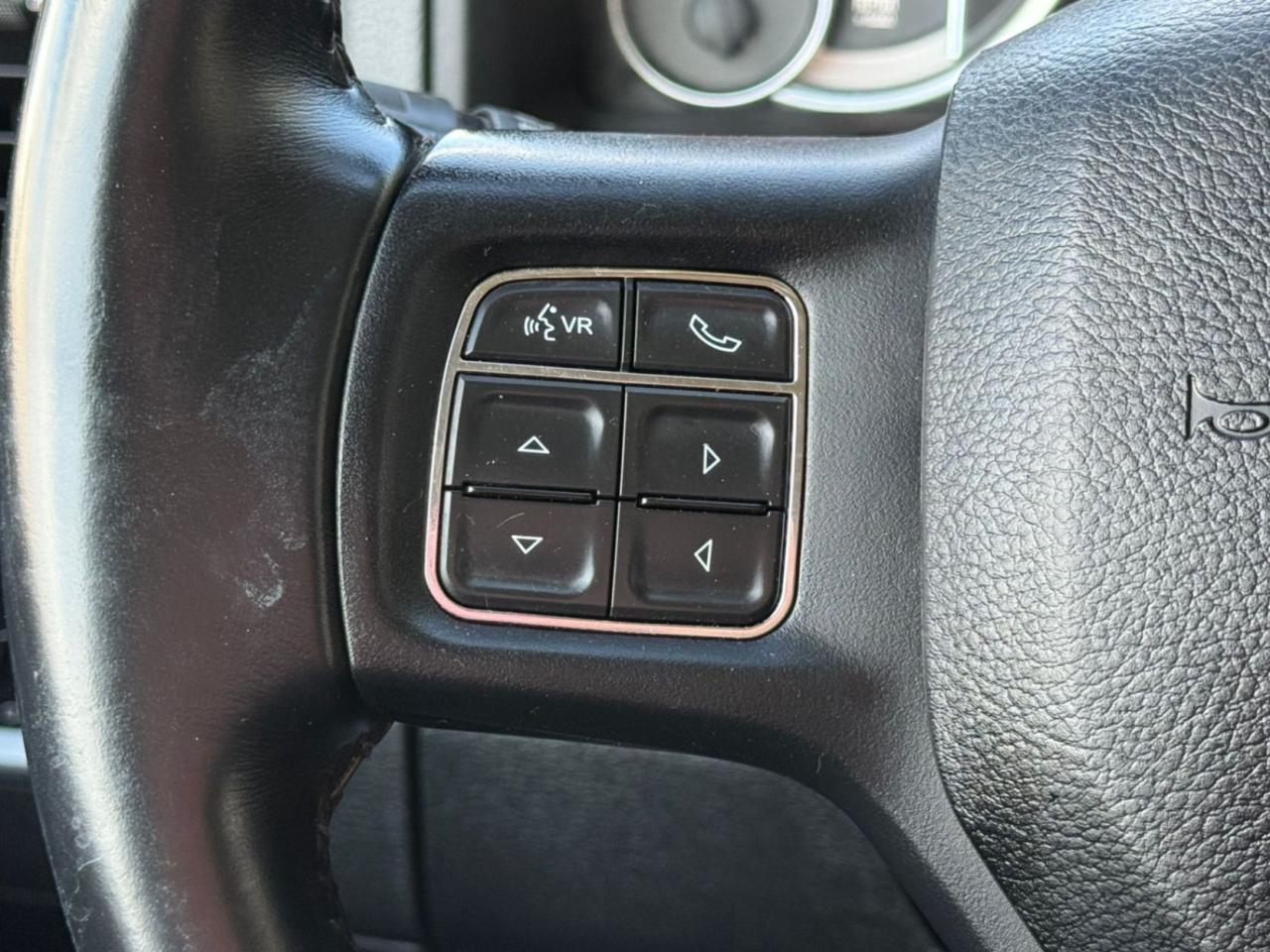 12565880