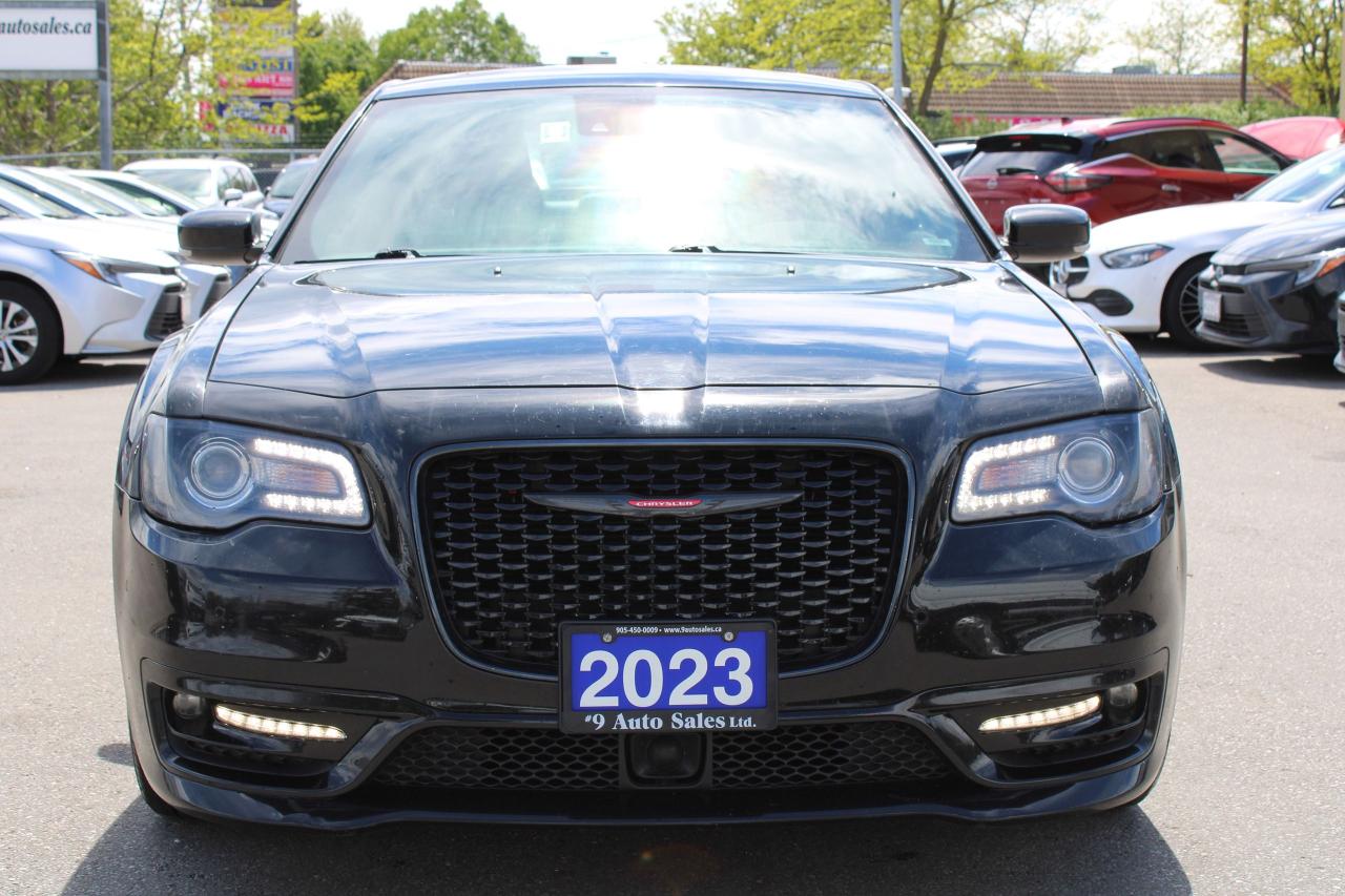 2023 Chrysler 300 300S - Photo #5