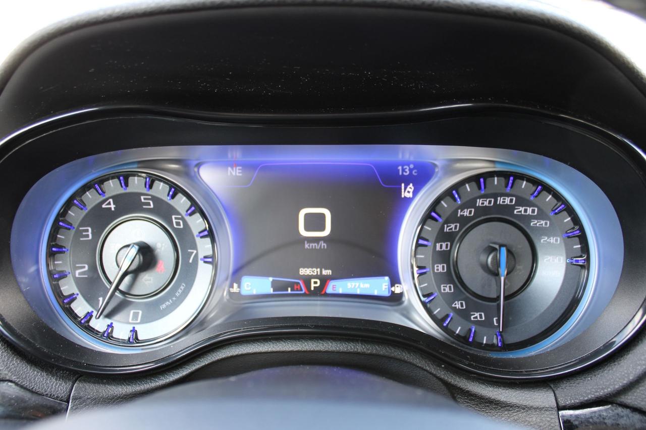 2023 Chrysler 300 300S - Photo #14