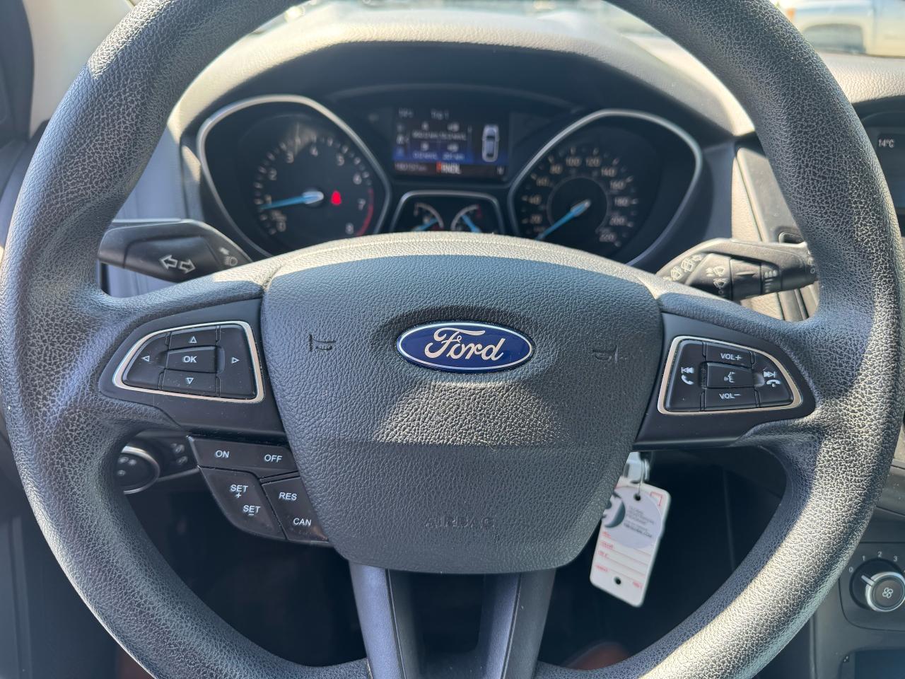 2016 Ford Focus SE - Photo #11