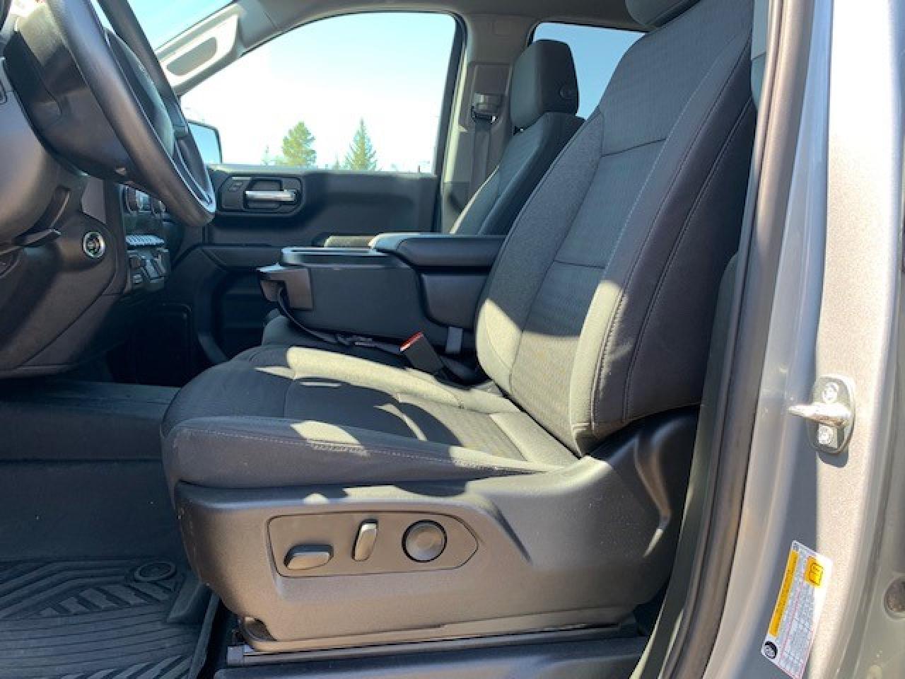 2023 Chevrolet C1500/K1500 Custom Trail Boss - Photo #5