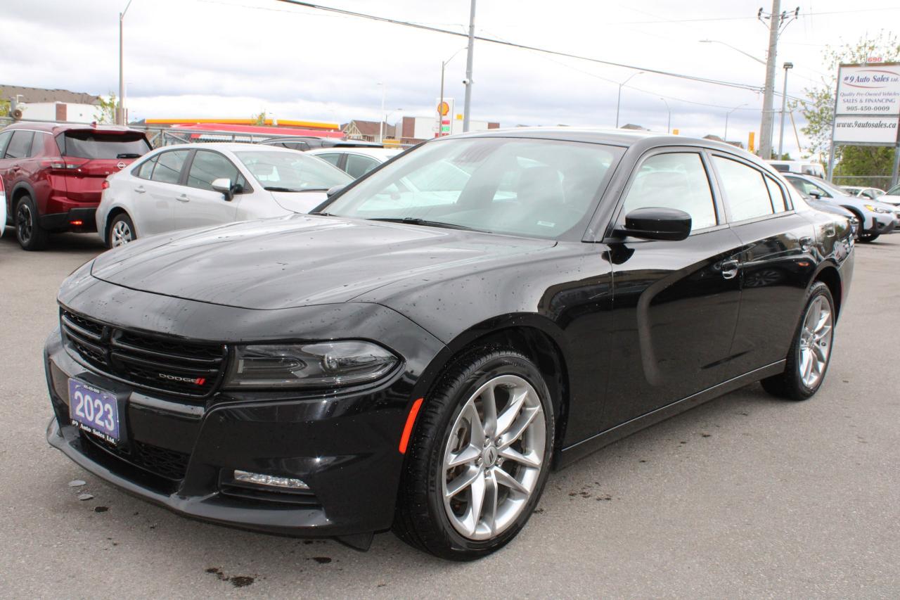 2023 Dodge Charger SXT - Photo #3