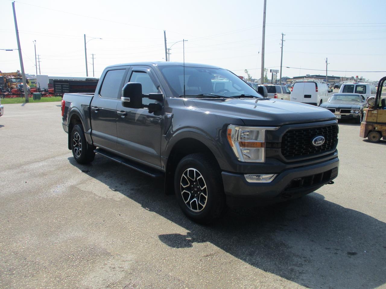2021 Ford F-150 XL - Photo #2