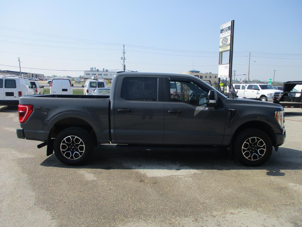 2021 Ford F-150 XL - Photo #4