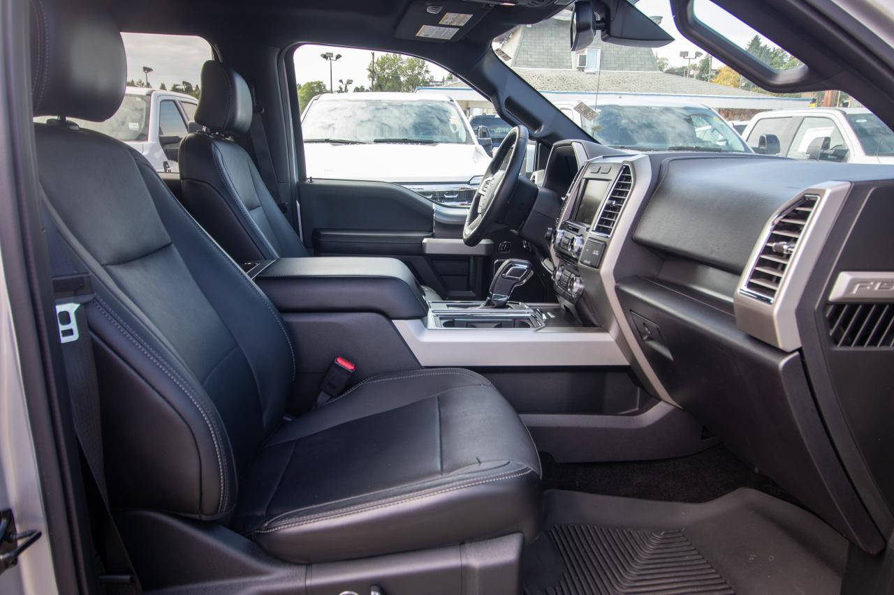 2015 Ford F-150 4WD SUPERCREW 145" LARIAT Photo5