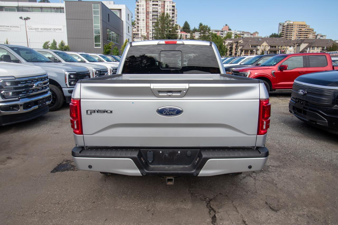 2015 Ford F-150 4WD SUPERCREW 145" LARIAT Photo5