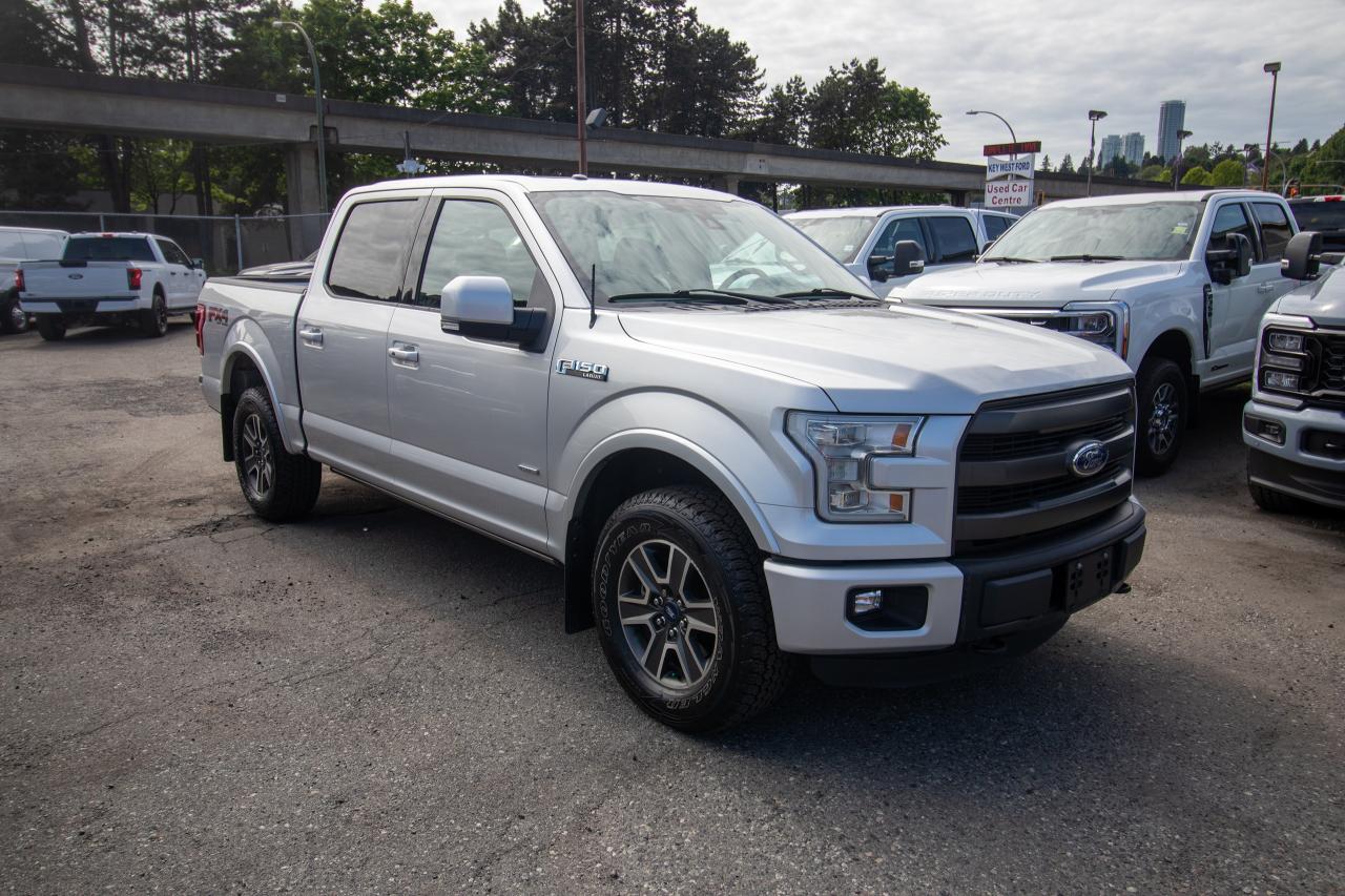 2015 Ford F-150 4WD SUPERCREW 145" LARIAT Photo