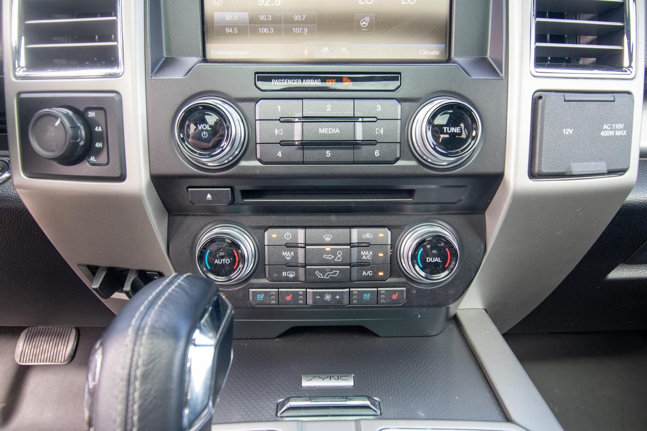 2015 Ford F-150 4WD SUPERCREW 145" LARIAT Photo5