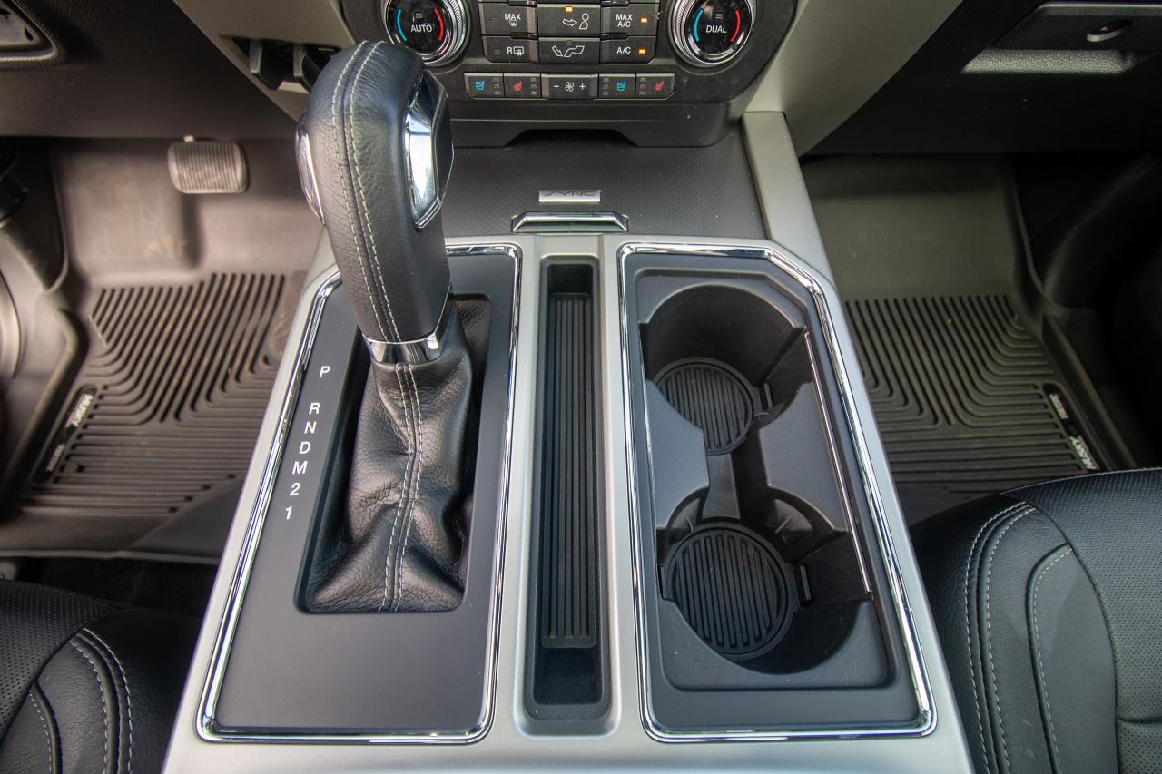 2015 Ford F-150 4WD SUPERCREW 145" LARIAT Photo5