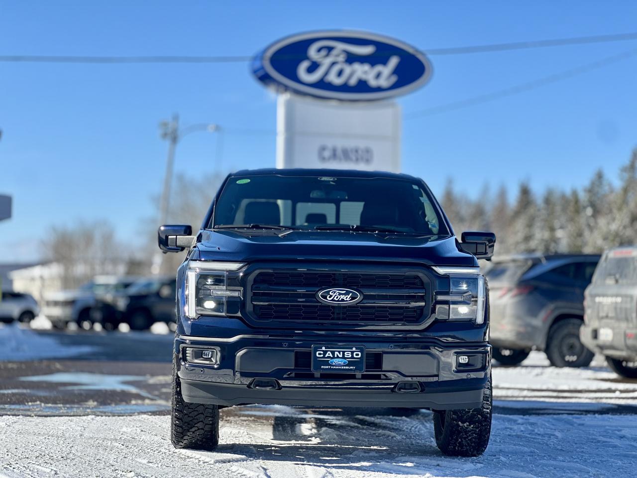 2025 Ford F-150 Lariat 4WD SuperCrew 5.5' Box Photo1