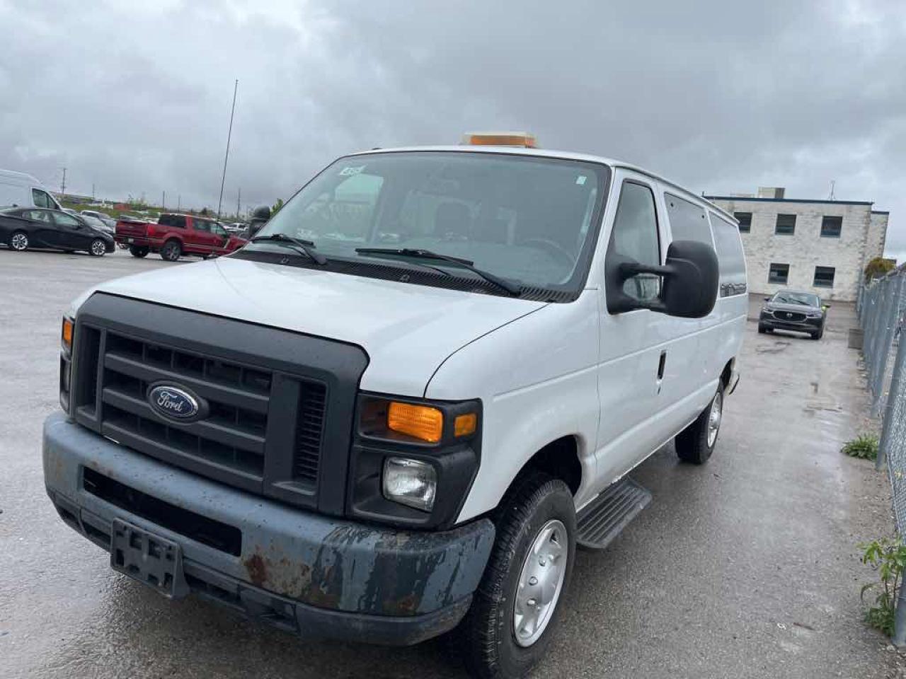 Used 2014 Ford Econoline E150 VAN for sale in Innisfil, ON