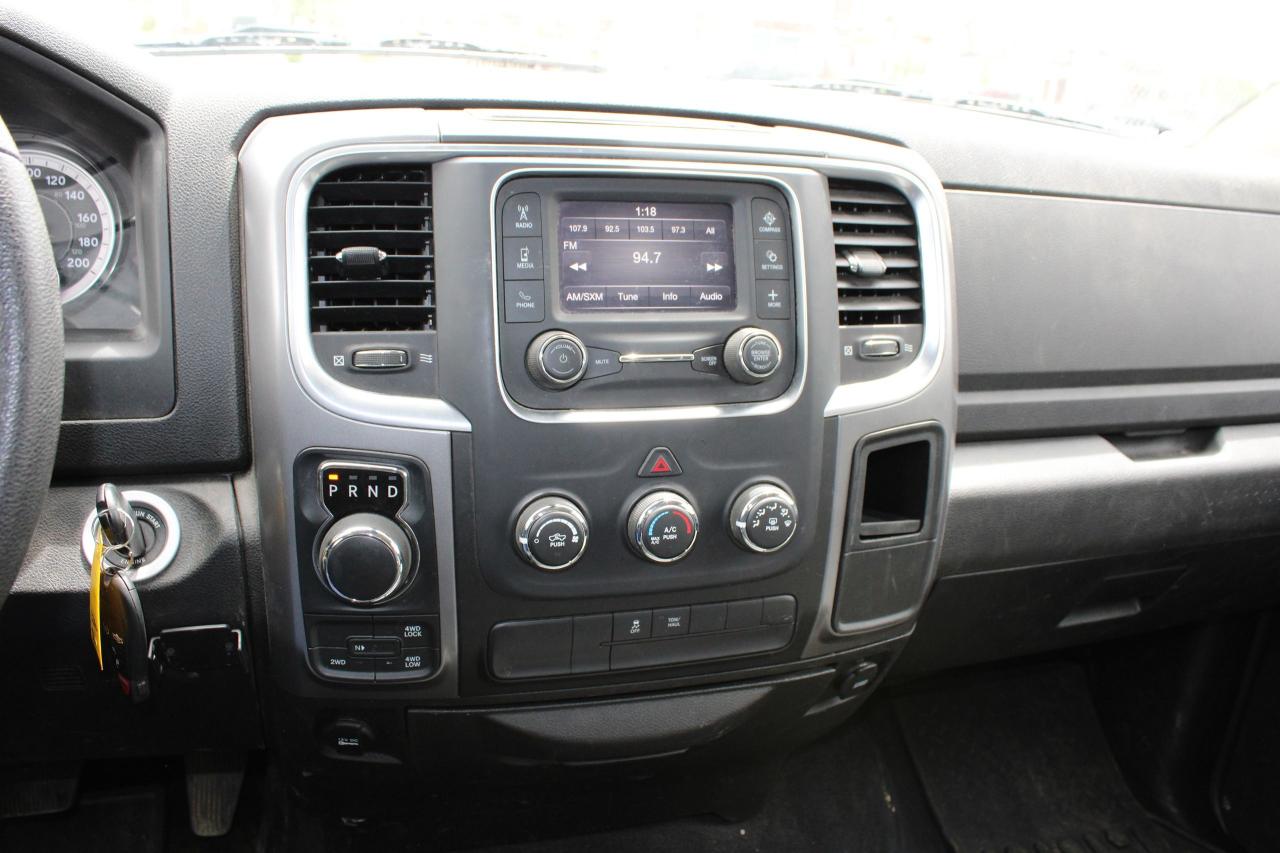 2022 RAM 1500 Classic SLT - Photo #11
