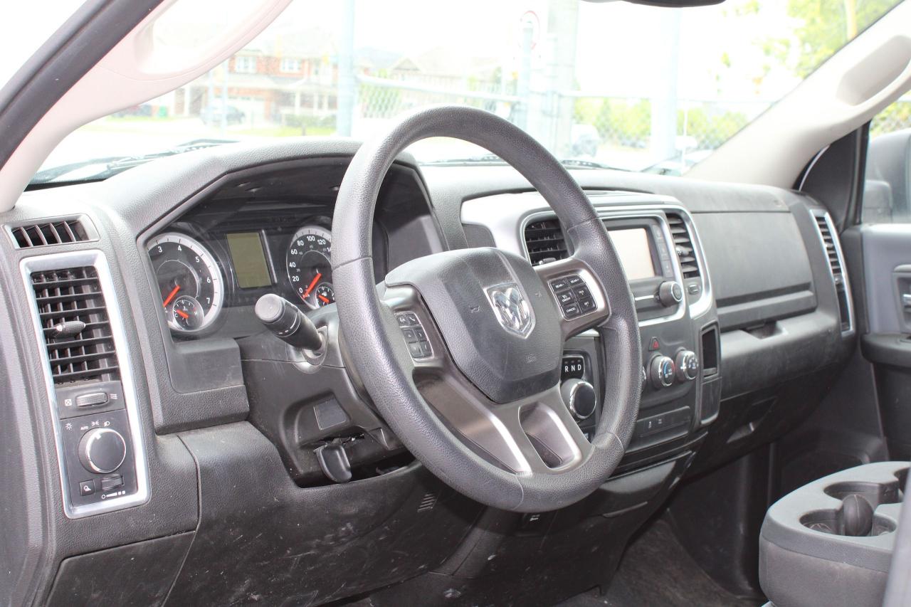2022 RAM 1500 Classic SLT - Photo #12