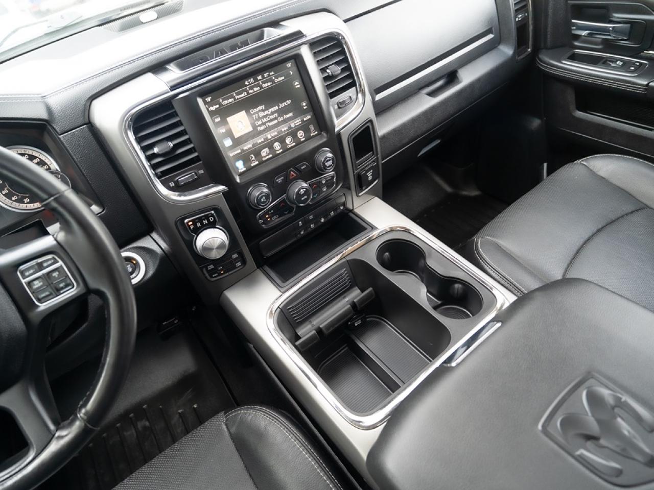 2017 RAM 1500 SPORT 4x4 Photo10