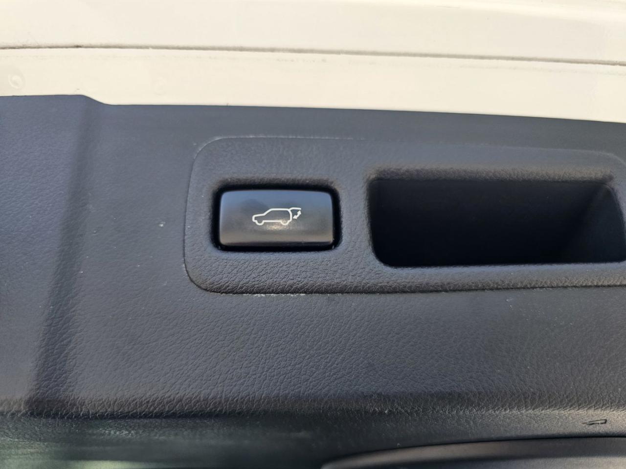 2017 Lexus NX 200t AWD - 2.0L 4cyl. turbocharged engine, Leather - Photo #25