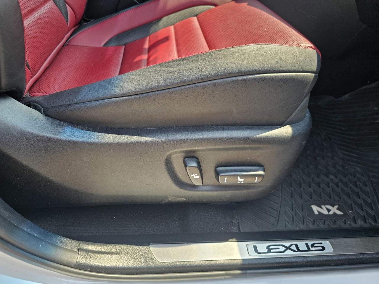 2017 Lexus NX 200t AWD - 2.0L 4cyl. turbocharged engine, Leather - Photo #26