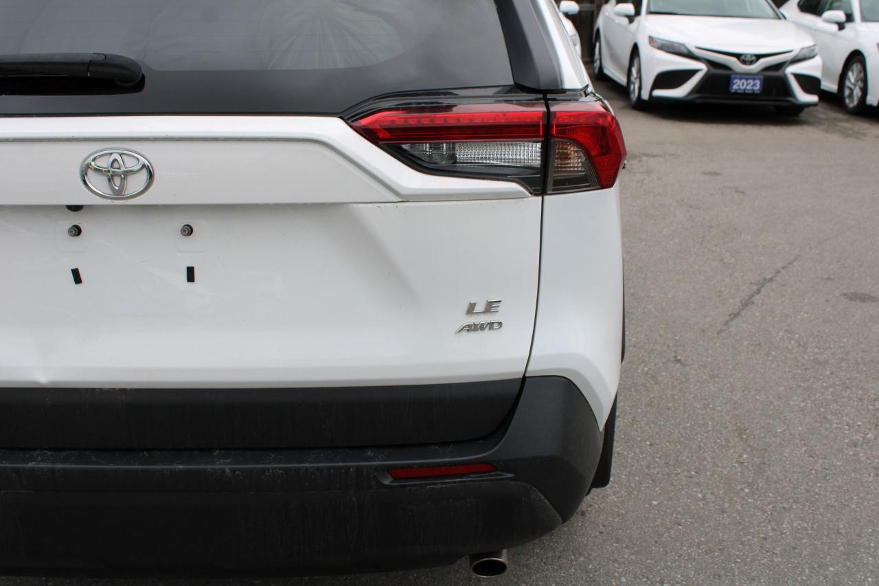 2021 Toyota RAV4 LE - Photo #8