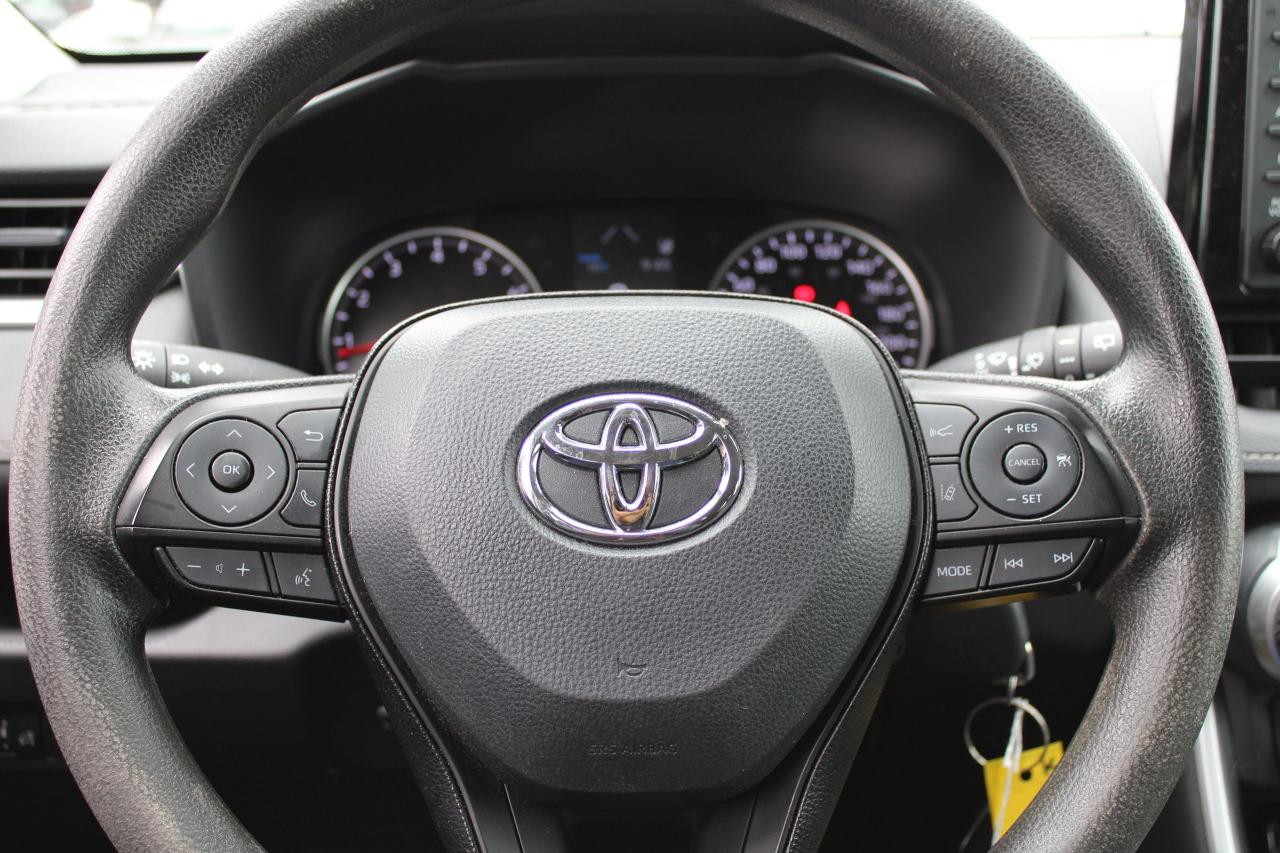 2021 Toyota RAV4 LE - Photo #11