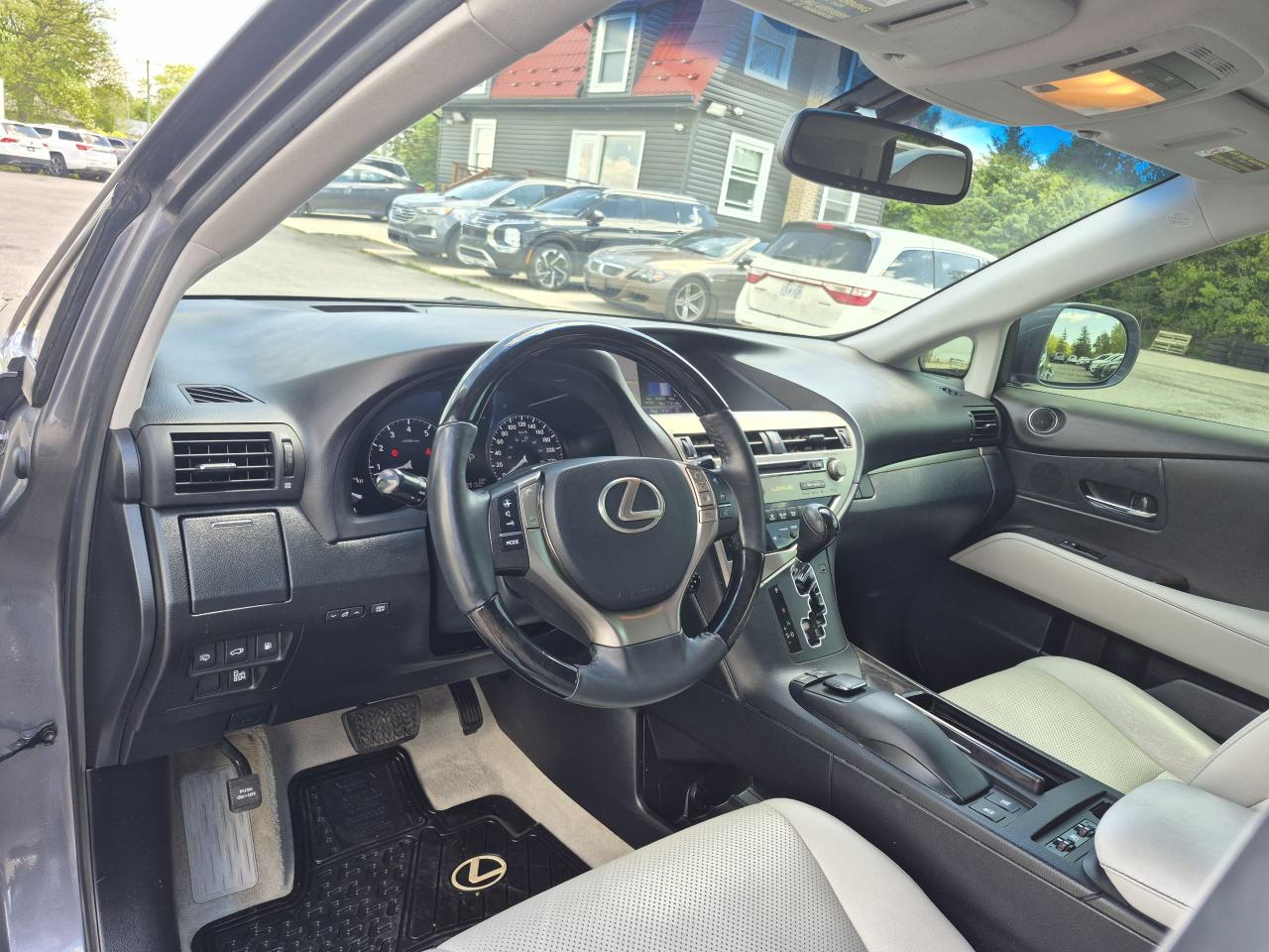 2014 Lexus RX 350 AWD - NO ACCIDENTS/CERTIFIED/LOADED Photo36
