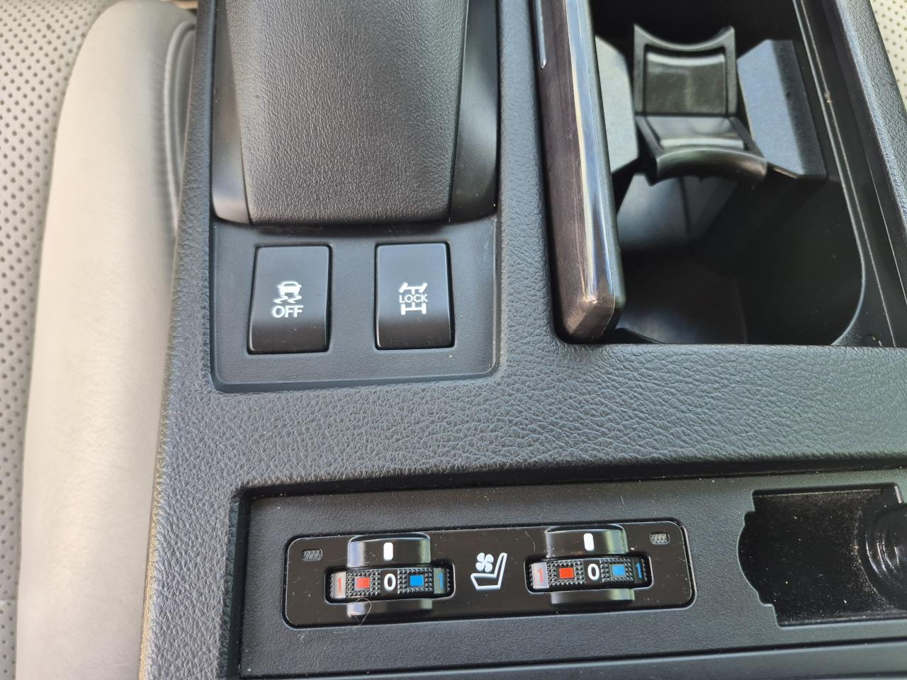 2014 Lexus RX 350 AWD - NO ACCIDENTS/CERTIFIED/LOADED Photo42