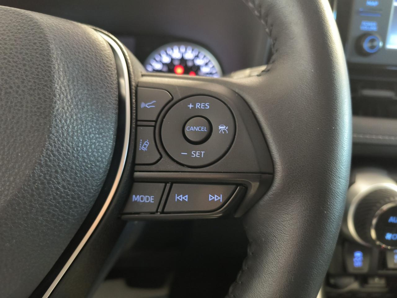 1748284589