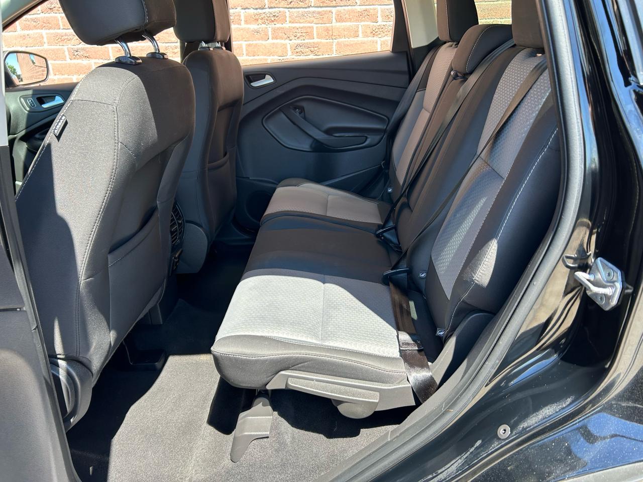 2017 Ford Escape SE - Photo #12