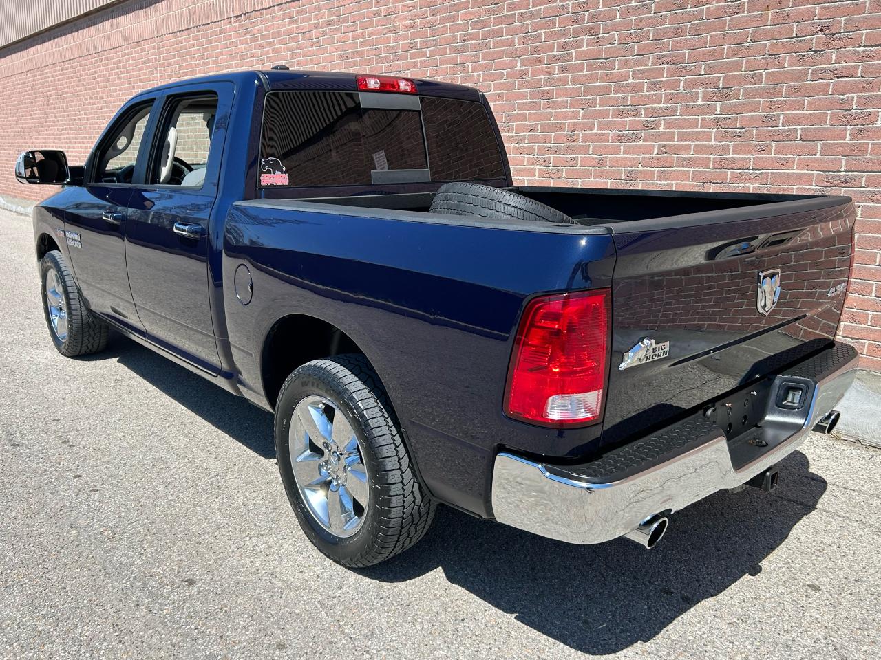 2017 RAM 1500 Big Horn - Photo #4